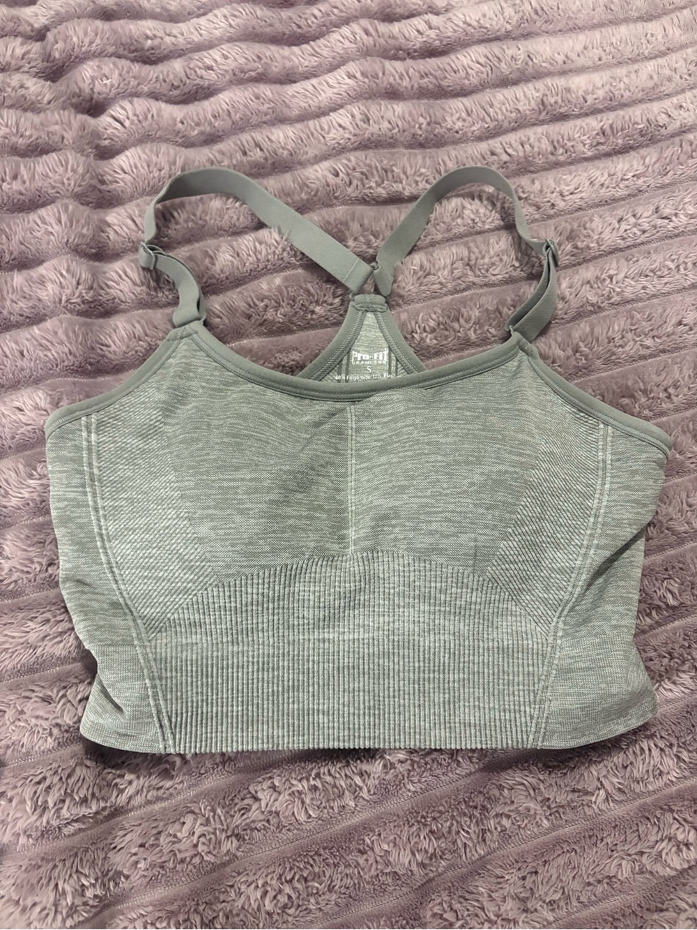 Seamless Light Gray Sports Bra - Supportive Everyday Wear